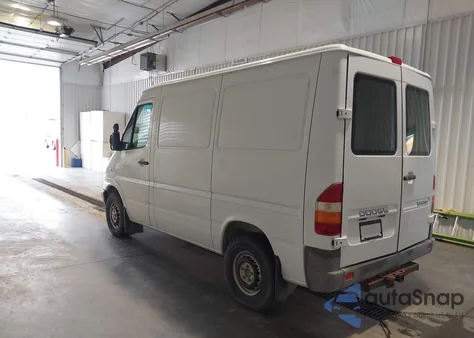 2005 Dodge Sprinter Van 2500 Hc из США, поврежденный, VIN WD2PD144X55774836